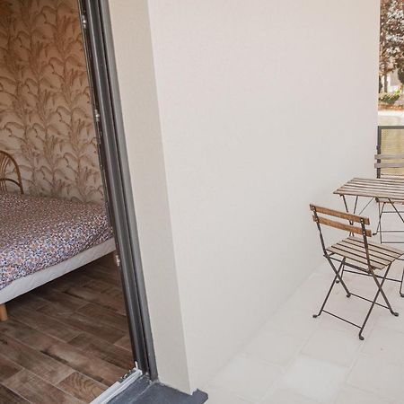 « La Casa Normande » Entre Ville & Plages Esquay-sur-Seulles Екстер'єр фото